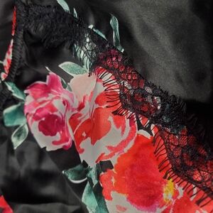 Floral Lace Trim Women's Sleepwear